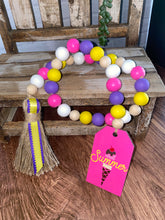 Load image into Gallery viewer, Summertime Ice Cream Beaded Garland
