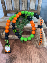 Load image into Gallery viewer, Spider Hat Halloween Gnome Beaded Garland (orange)
