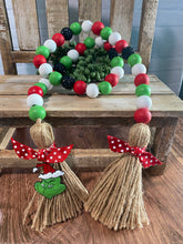Load image into Gallery viewer, GRINCH Beaded Garland with Rhinestone Beads
